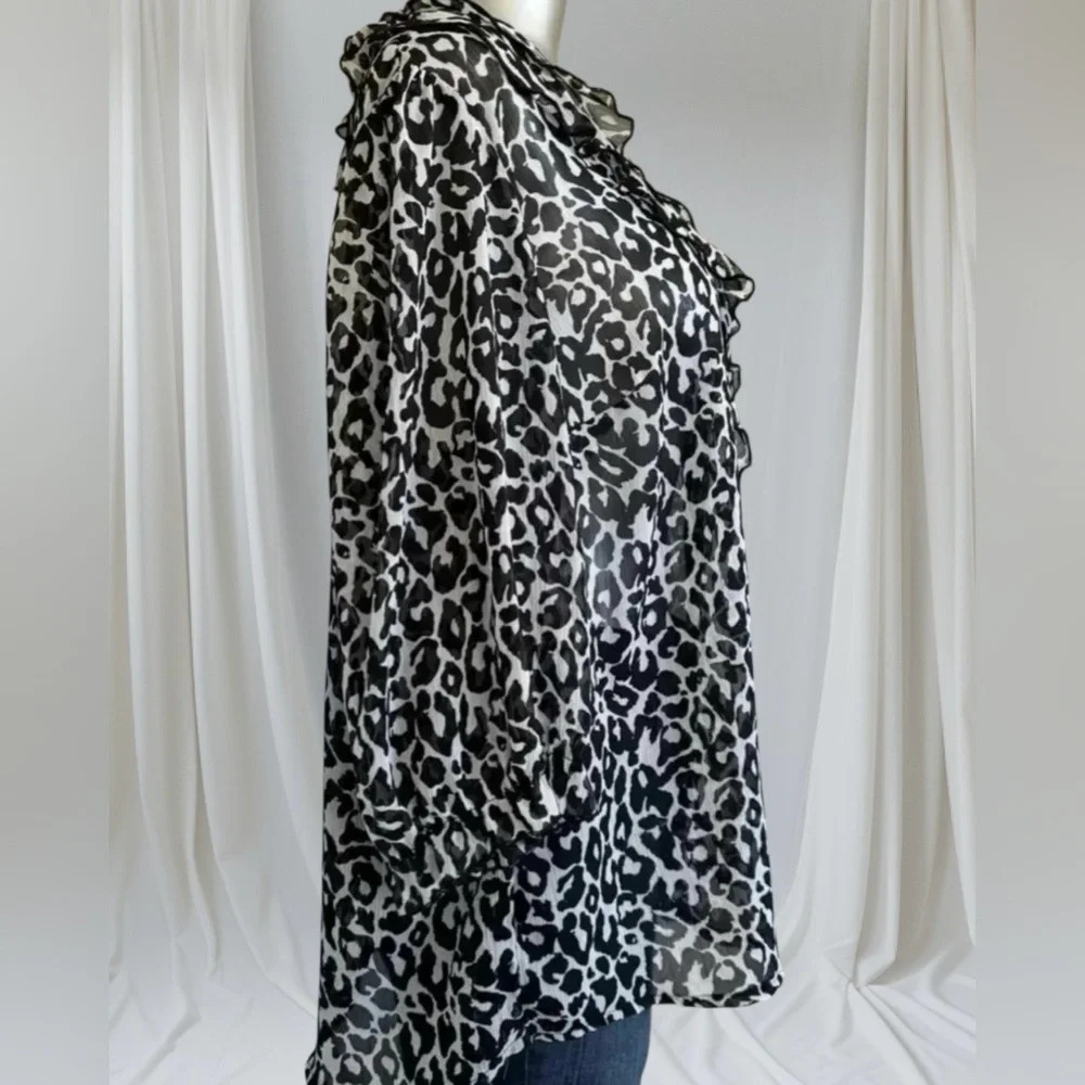 ✅Plus Size Pullover Ruffles Blouse - Picture 3 of 13